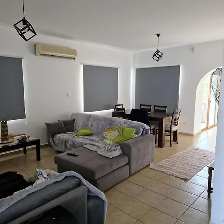 Villa Ravine - 4 Bedroom Kyrenia (Northern Cyprus)