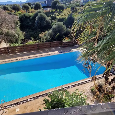 Villa Ravine - 4 Bedroom *
